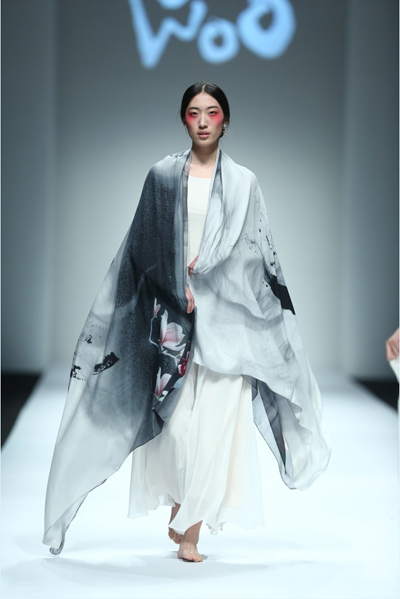 2015秋冬上海時(shí)裝周Woo嫵秀場(chǎng) 鞋帽設(shè)計(jì)的新風(fēng)尚